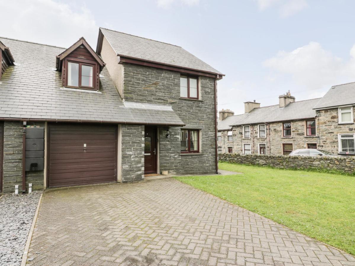 6 Stad Yr Ysgol Blaenau Ffestiniog Exteriér fotografie